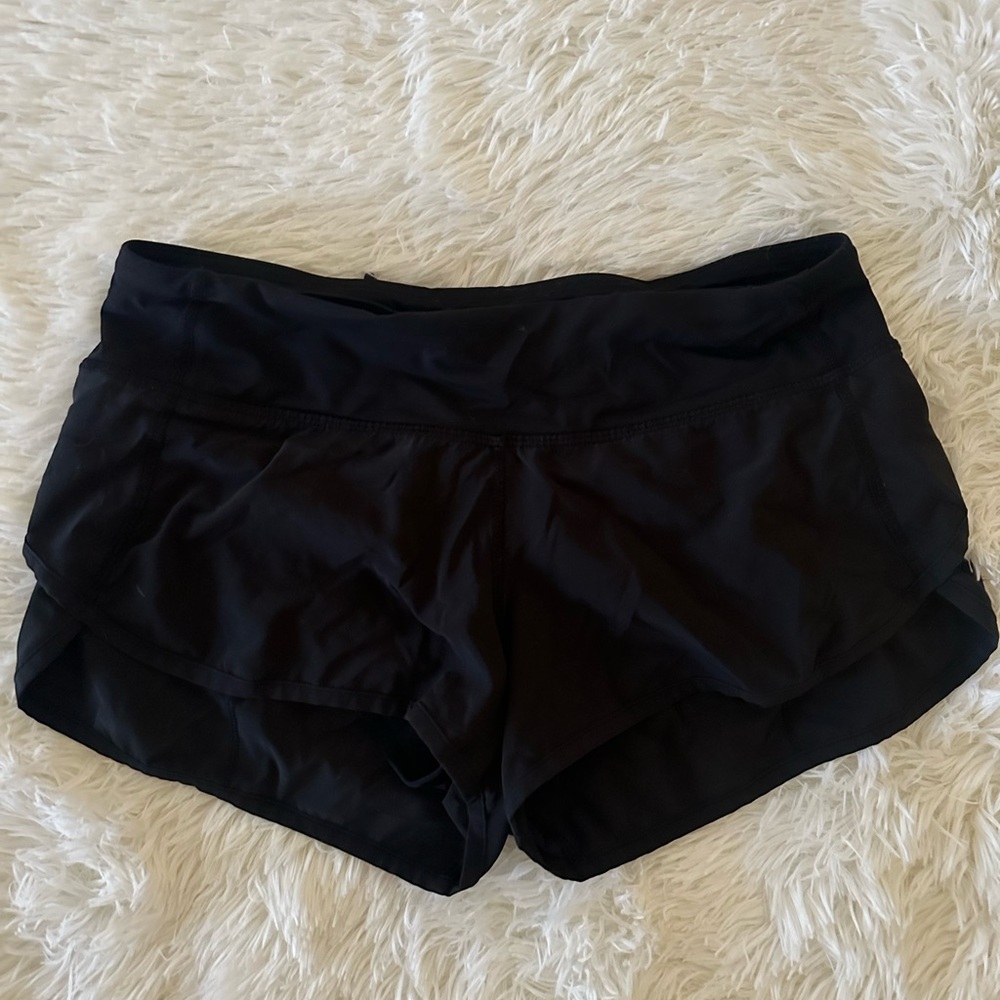Lululemon Black Speedshort 2” low rise